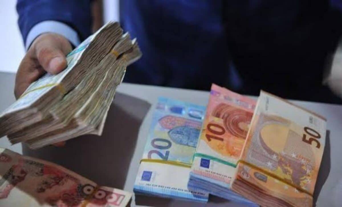 Taux de change : l'euro se stabilise sur le marché noir en Algérie à la veille de ramadan