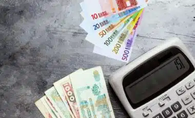 TTaux de change : l'euro toujours au sommet sur le marché noir des devises en Algérie