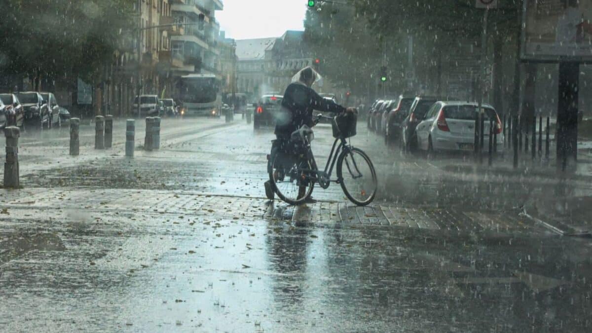 Météo Algérie : la dépression se déplace vers le centre et l'ouest, pluies et orages attendues sur ces wilayas