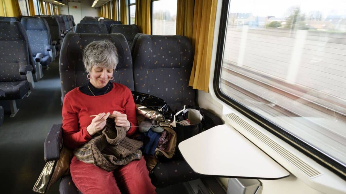 Voyage à Bord D'un Train De La Sncb ©rtbf