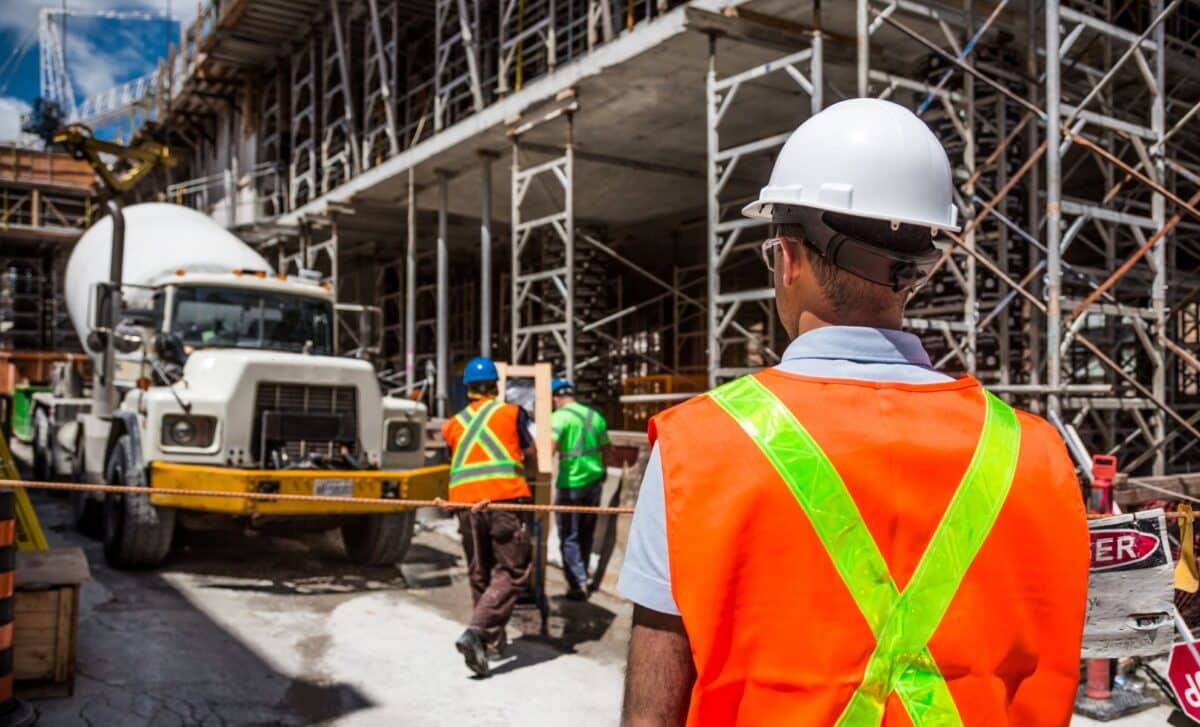 Travailleur Dans Un Chantier