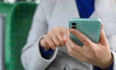 Utilisation Smartphone Dans Les Transports