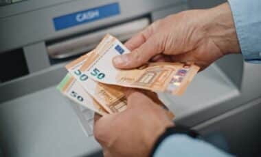 Distributeurs de billets