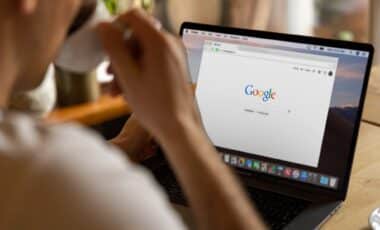 Google Annonce Une Taxe De 2.5 % Concernant Les Publicités Au Canada