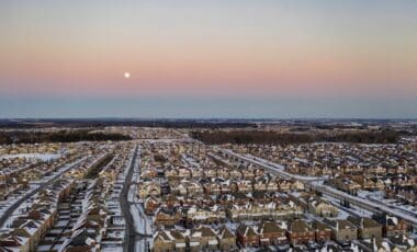 Crise Du Logement Ville Canadienne A La Solution