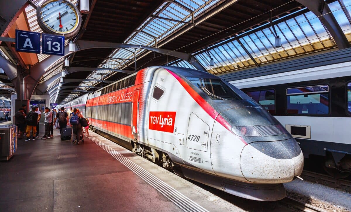TGV lyria