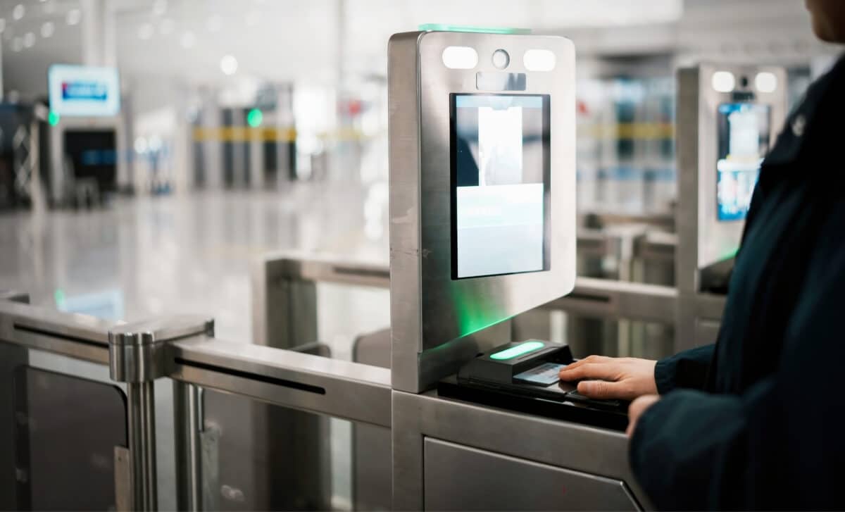 Contrôle d'accès à l'aéroport