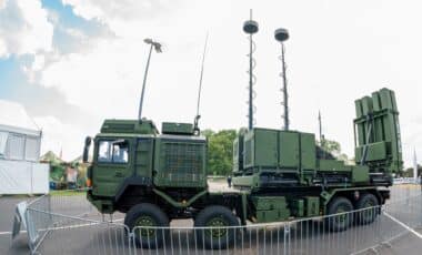 système de défense sol-air IRIS-T SLM