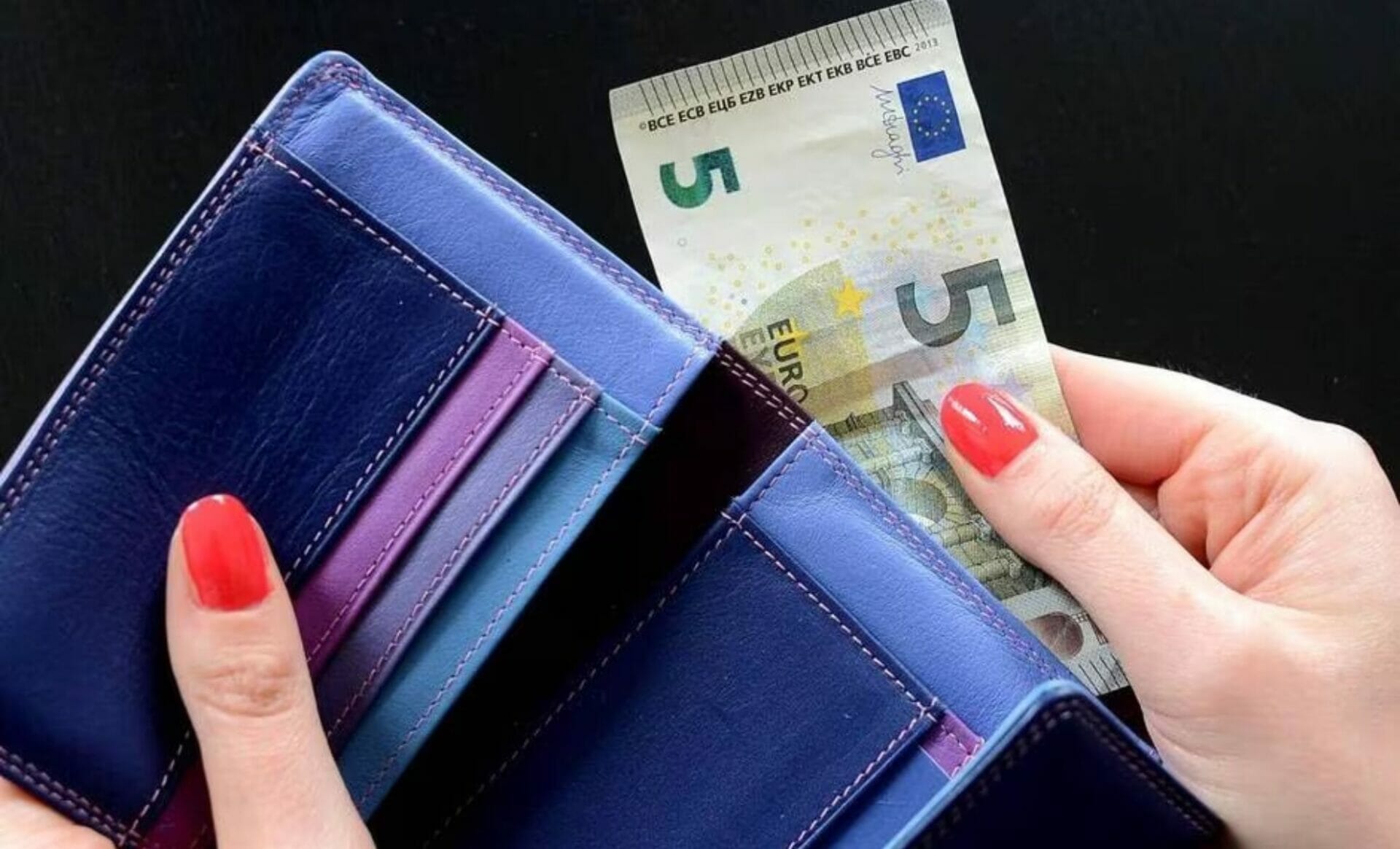 Le mystère des billets de 5 euros : comment circulent-ils sans  distributeurs automatiques ?