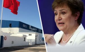 Kristalina Georgieva directrice du FMI en arriere plan une usine marocaine avec le drapeau marocain