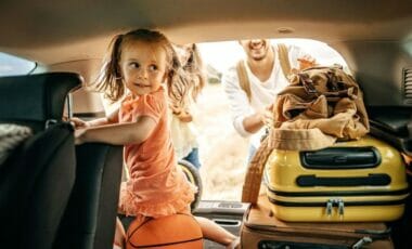 Vacances : tout ce que vous devez savoir si vous prévoyez de rouler en voiture à l'étranger