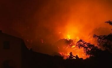 France : la Corse touché par des incendies , plusieurs départements en alerte