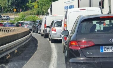 Départs en vacances : Bison futé alerte sur un vendredi orange et un samedi rouge