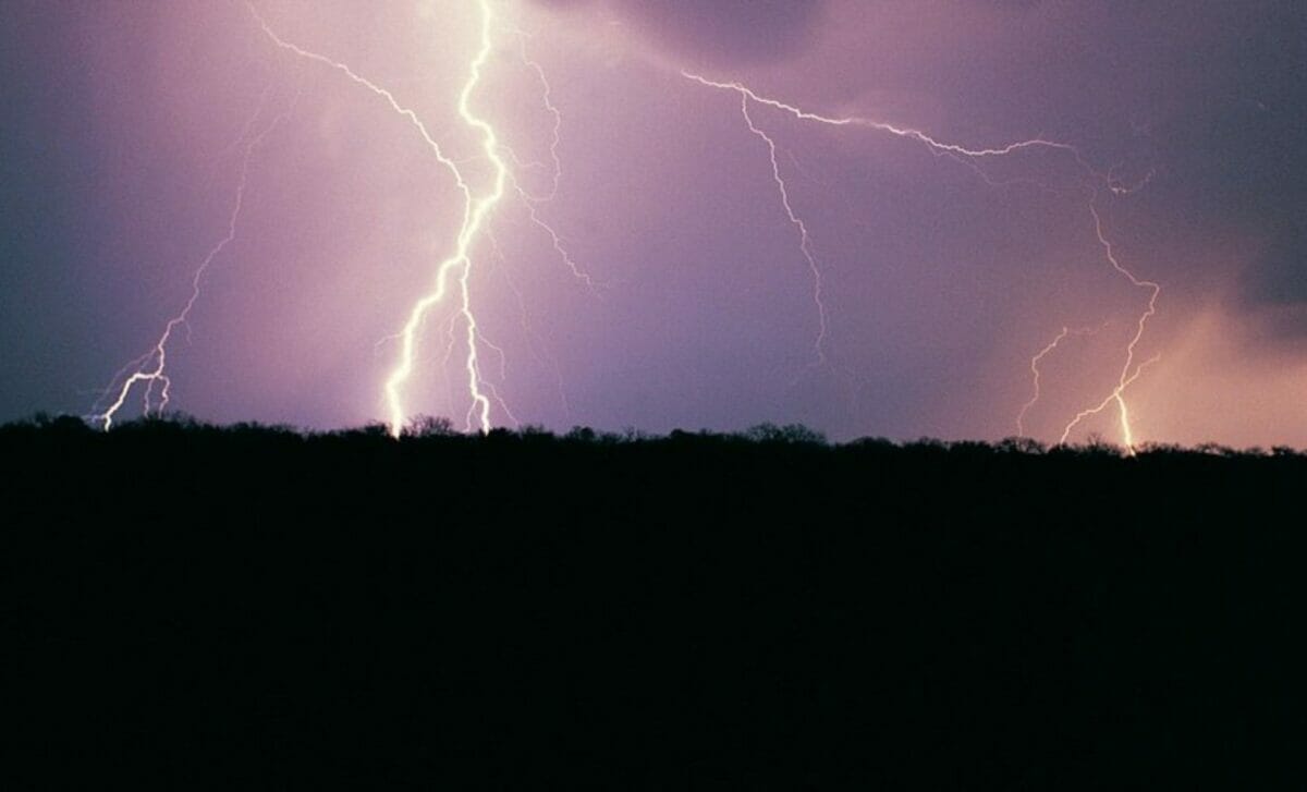 Alerte météo : Canicule et orages violents, la semaine s'annonce comme la plus chaude de l'année en France