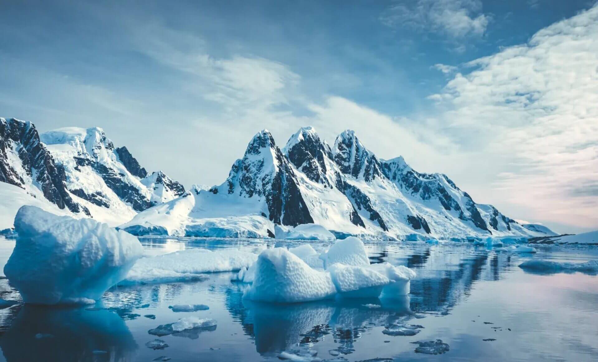 Alerte sur l'urgence climatique : l'Antarctique fond deux fois plus vite que prévu !