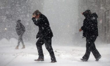 Météo : après un été très chaud, la France risque-t-elle de passer un hiver glacial ?