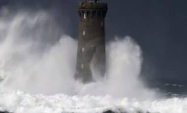 Alerte météo : Arrivée de la tempête Géraldine, vents violents et pluies sur 16 départements