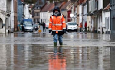 Alerte météo : pluies abondantes, crues et avalanches, voici les départements concernés