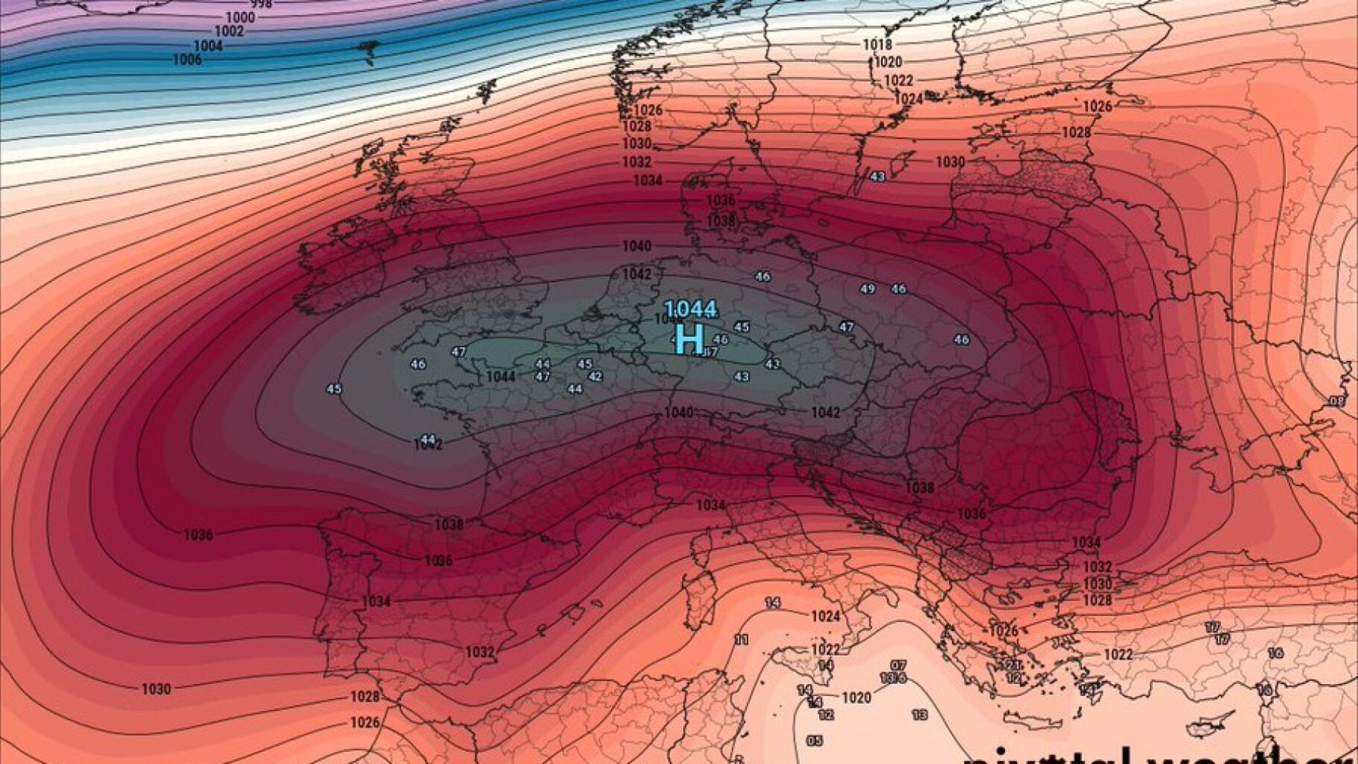 Il faut dire que malgré son nom original, ce phénomène n'est pas rare. En effet, selon Stéven Tual, météorologue chez Météo Bretagne, une patate anticyclonique est « une vaste zone de hautes pressions qui s’étend généralement sur des milliers de kilomètres et qui va se maintenir sur cette position durant plusieurs jours, voire plusieurs semaines ». La zone occupée ressemble un peu à une pomme de terre, et c'est de là qu'il tire son nom. Ainsi, cette formation météorologique imposante et en partie informe, est particulièrement visible sur les cartes de la Météo.