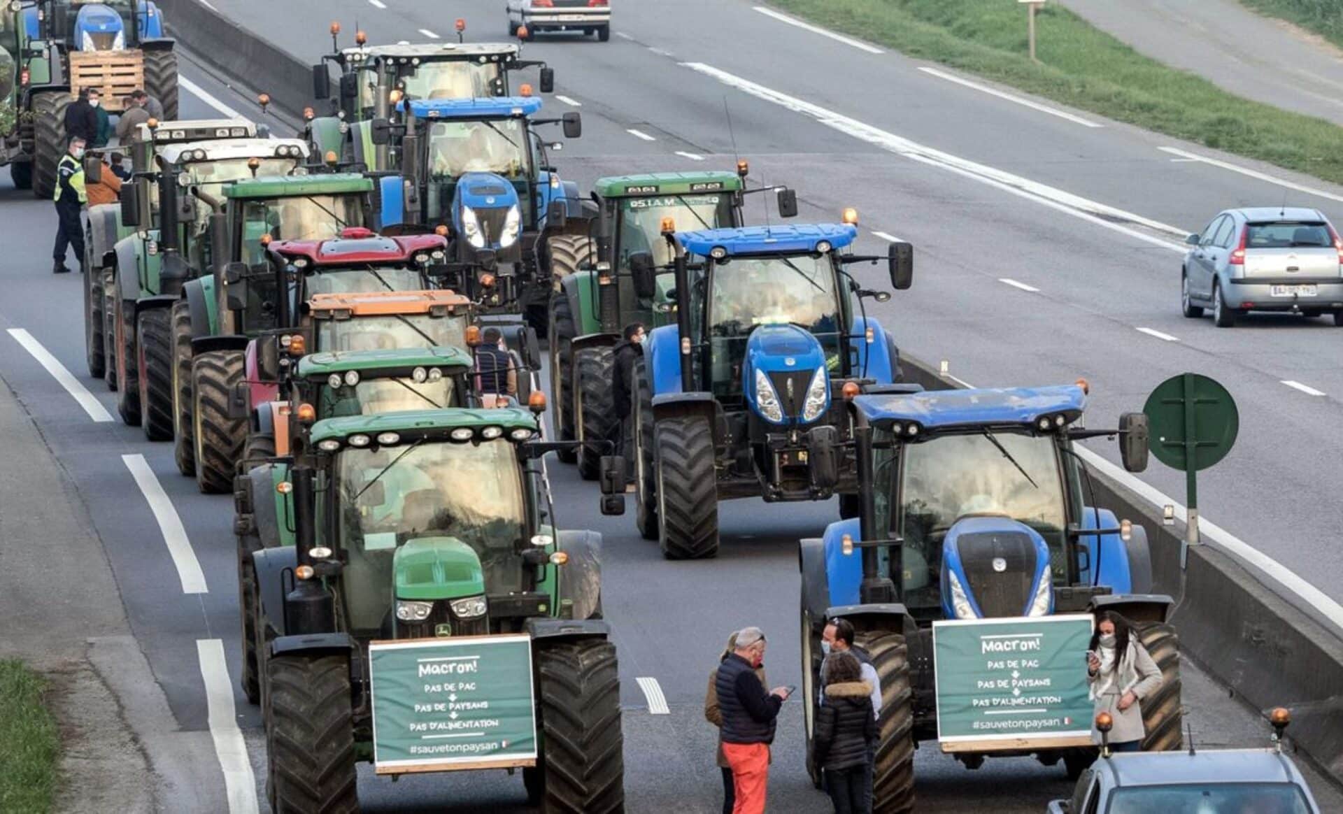 Siège de Paris : voici les points de blocage prévus par les agriculteurs à partir de 14h