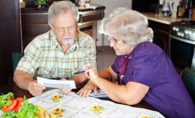 Retraites : les petites pensions connaîtront-elles une hausse d'ici septembre 2024 ?