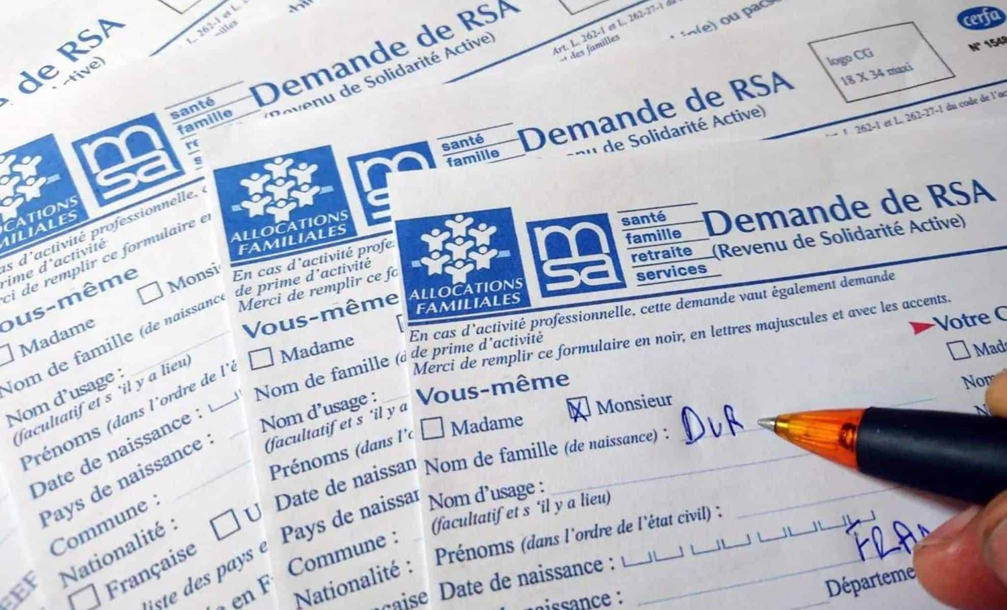 Les minima sociaux coûtent « un pognon de dingue » pour une majorité de Français