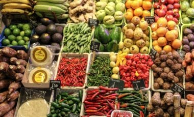 Contamination alarmante aux pesticides : voici les fruits et légumes les plus touchés