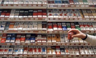 Tabac : la limite à une cartouche de cigarettes pour les Français qui reviennent d'un pays de l'UE prend fin