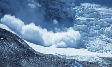 Météo: l'hiver s'accentue, pluies, neige à 600 m, alerte avalanches et des départements en vigilance orange