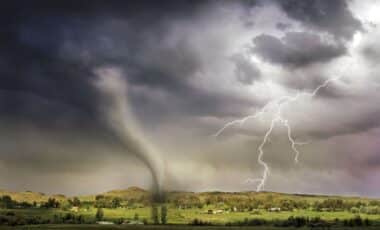 Tempête Pierrick : attention, risque de tornades dans le nord de la France !