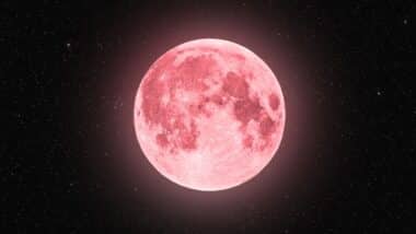 La « lune rose » illumine le ciel de la France : les régions où on peut observer ce phénomène