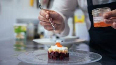 Gastronomie française : vers le lancement d'un plan de soutien pour relancer un secteur « distancé»