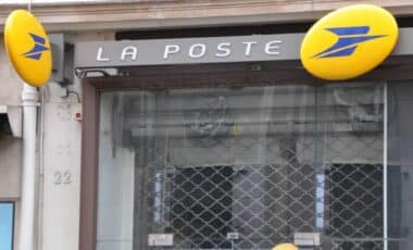 La Poste : en raison de la baisse du courrier, les facteurs vont se tourner vers la livraison des repas