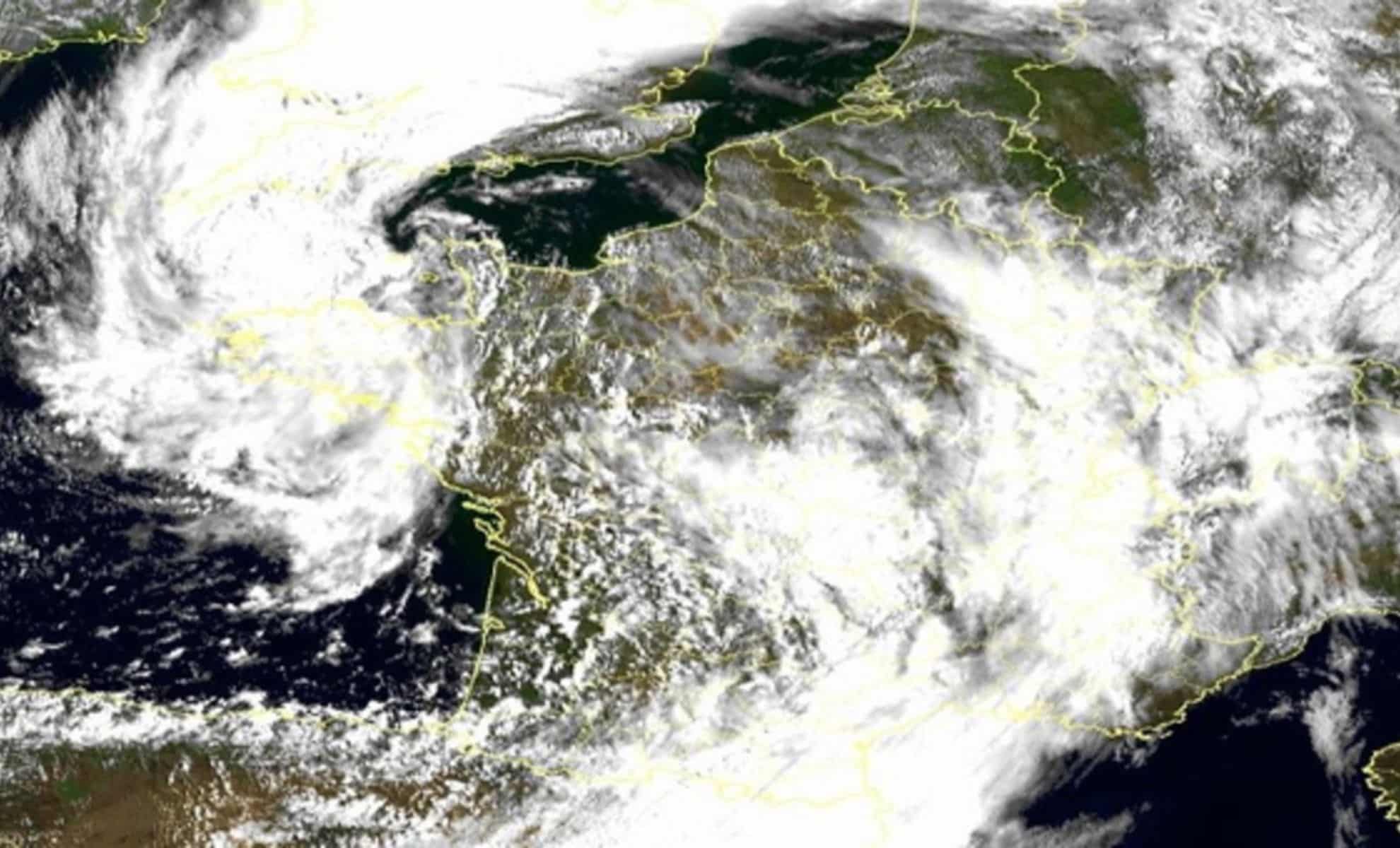 Météo : arrivée d'une nouvelle goutte froide, voici les régions qui seront touchées
