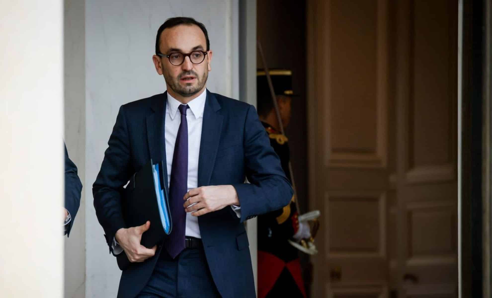 Lutte contre la fraude : ce que prévoit le nouveau plan de Thomas Cazenave