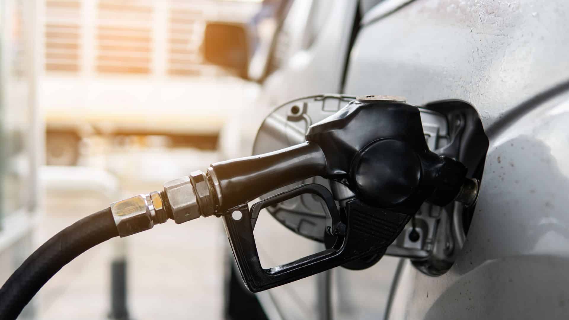 Carburants : l'essence recule encore, le gazole est à son plus bas niveau de l'année 2024