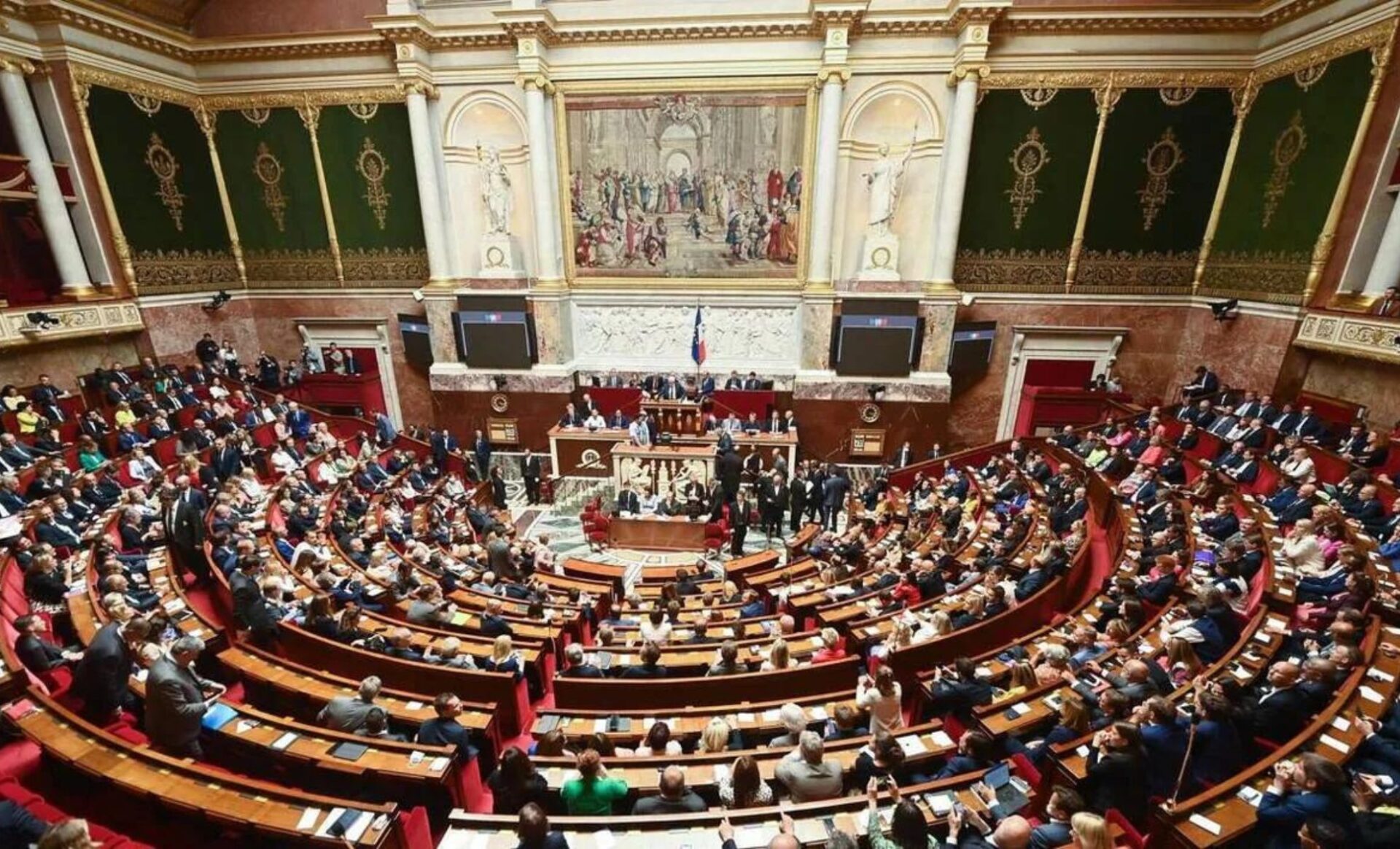 Assemblée nationale où la loi spéciale sera examinée à partir de lundi