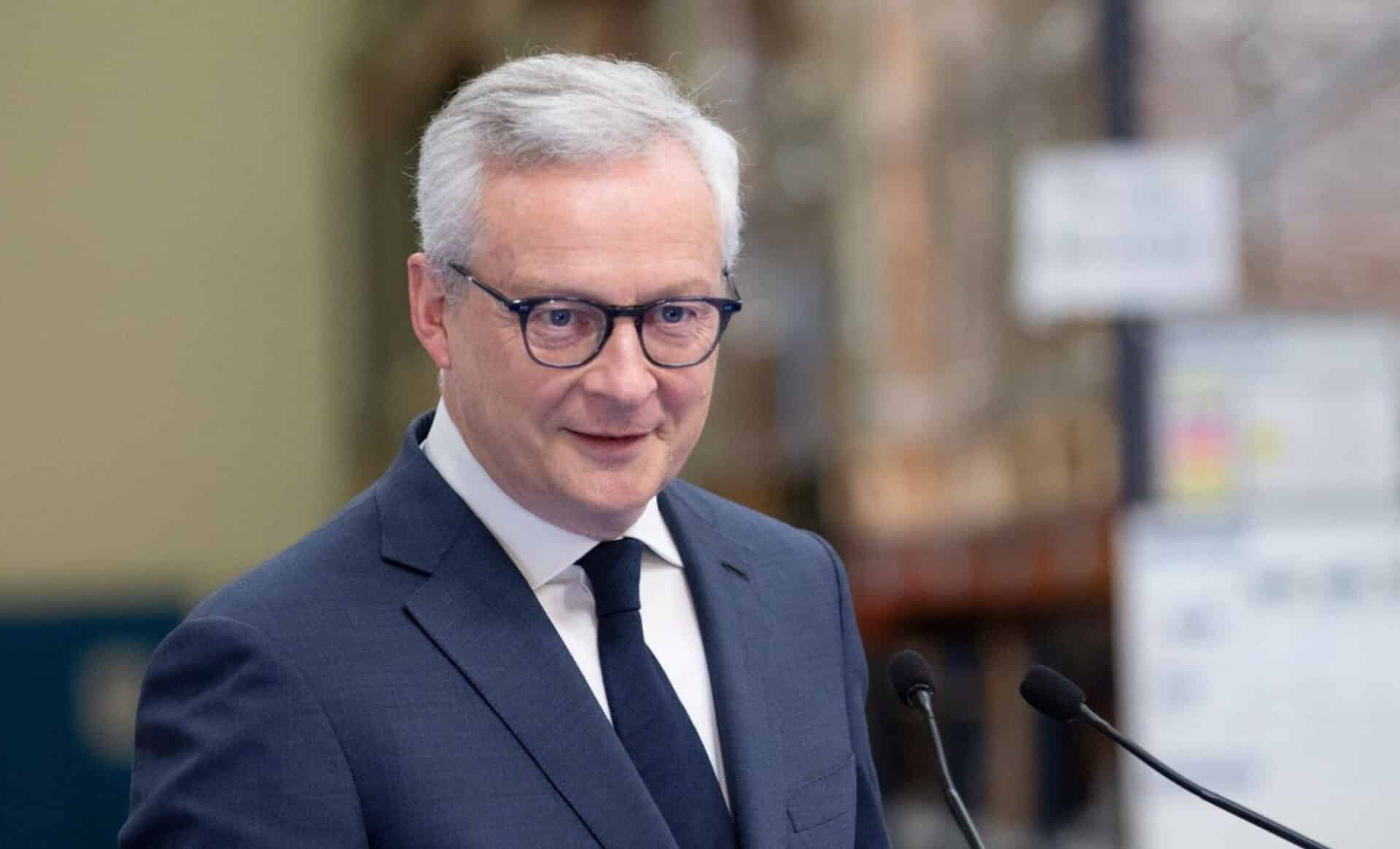 Bruno Le Maire va-t-il quitter la France pour aller travailler en Suisse ?