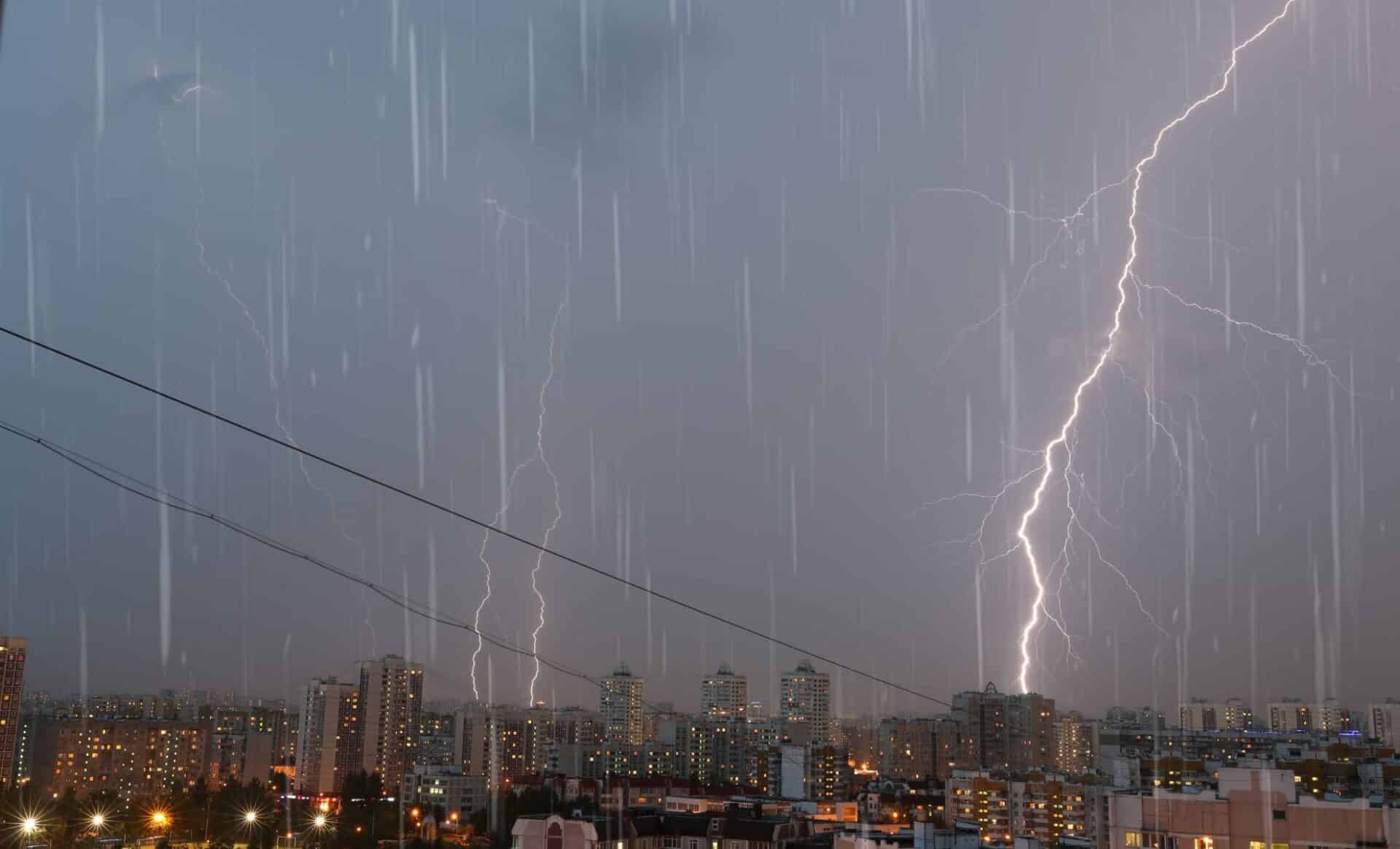 Photo d'une météo orageuse