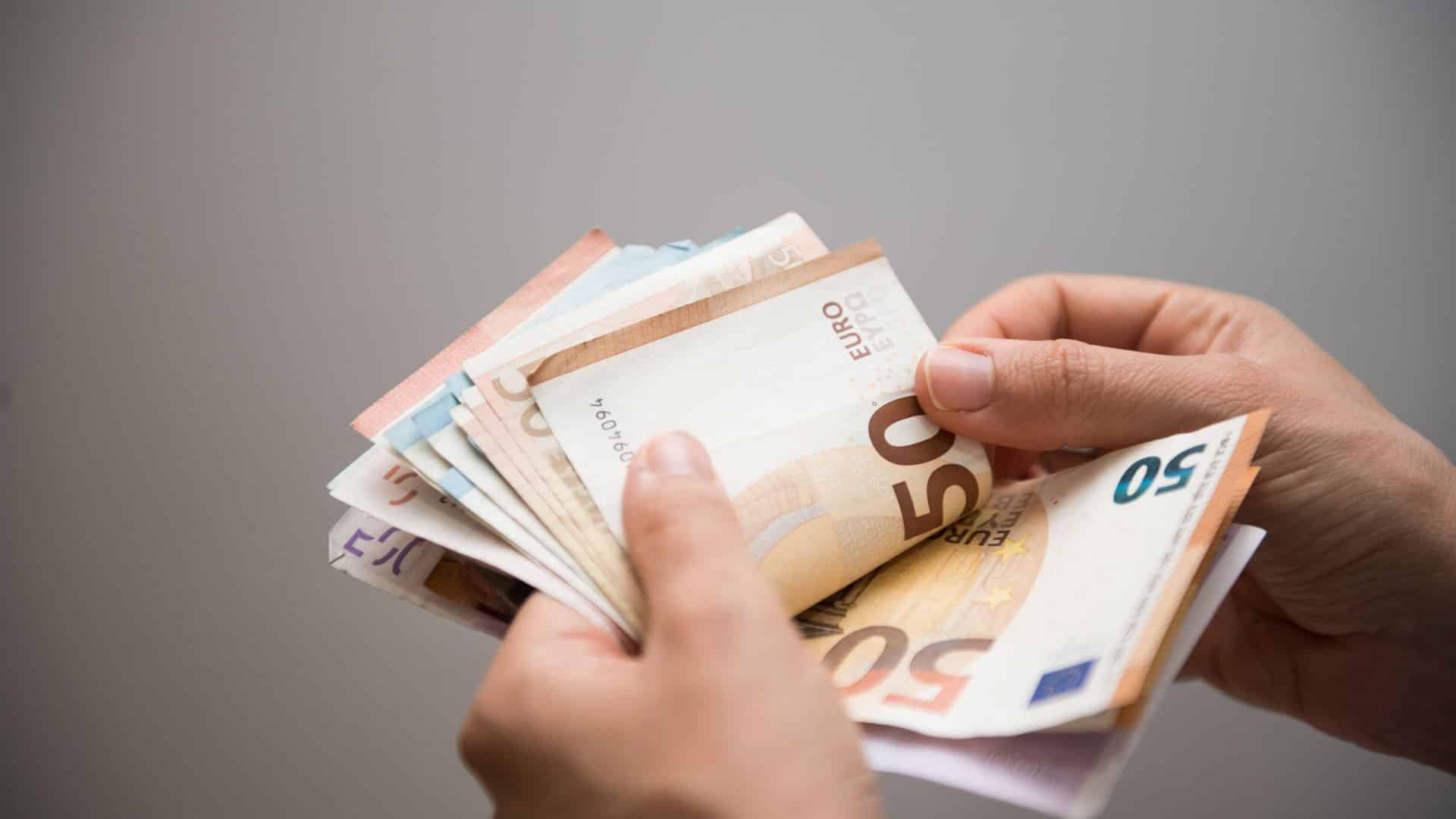 Questa professione carente, accessibile senza laurea, permette di guadagnare fino a 2.900 euro al mese