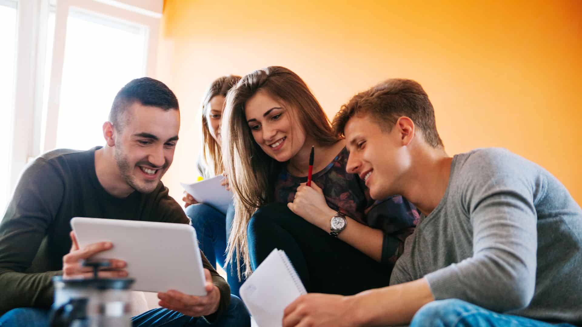 Revenu minimum étudiant : tout savoir sur cette aide destinée aux étudiants précaires