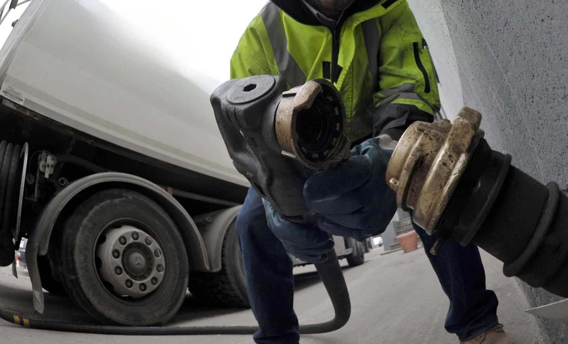 Ecco i prezzi locali del carburante per questo fine settimana