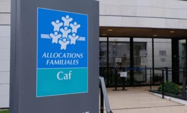 Caisse d'allocations familiales (CAF) pour évoquer le cumul AAH - prime d'activité