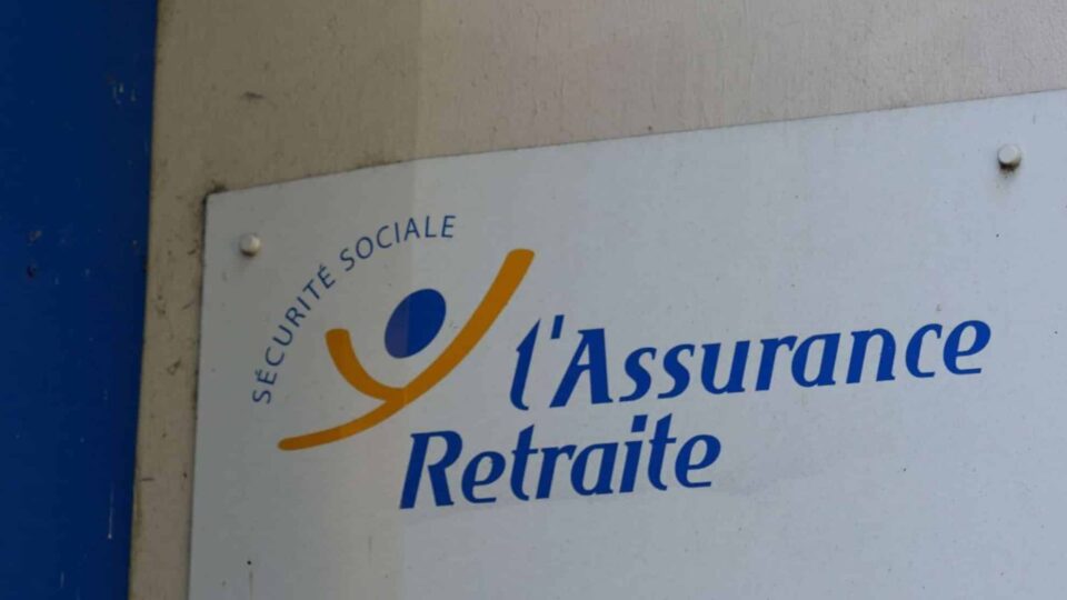 Photo du fronton de l'Assurance Retraite