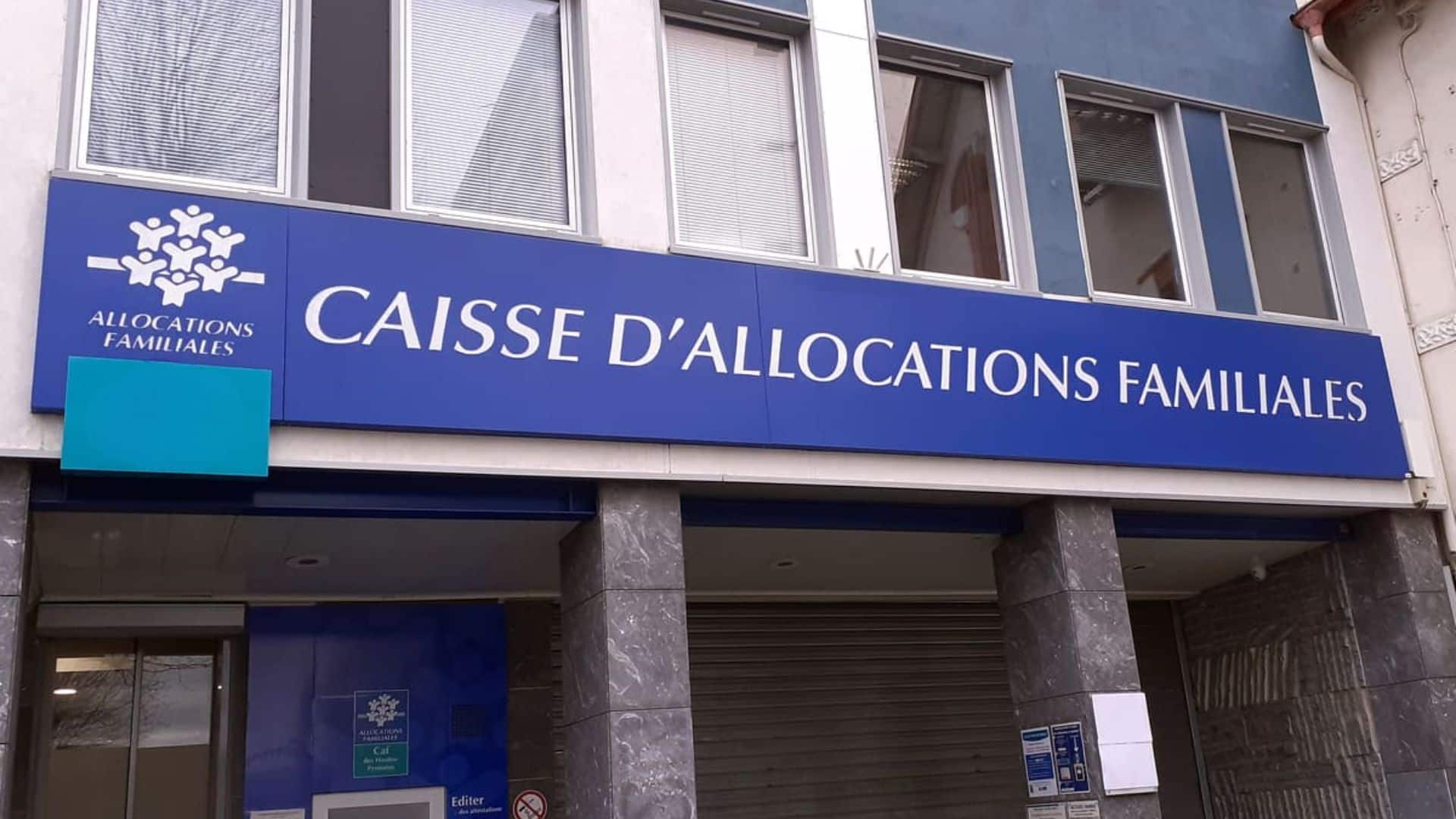 Devanture de la caisse des allocations familiales (CAF)