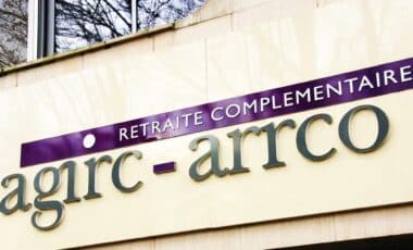 Enseigne du régime de retraite Agirc Arrco