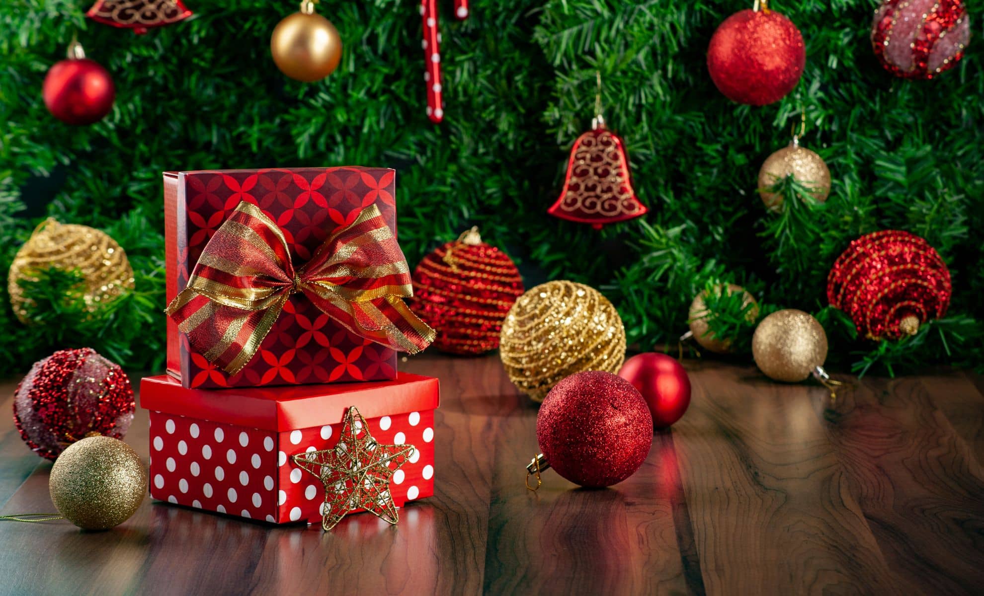 Décorations de Noël pour illustrer la prime de Noël