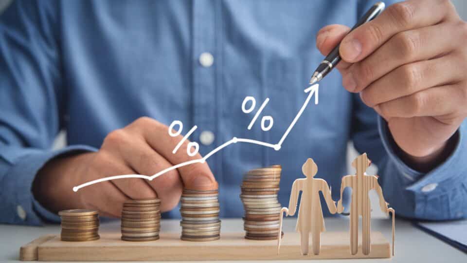 Un graphe qui illustre la hausse des pensions de retraite