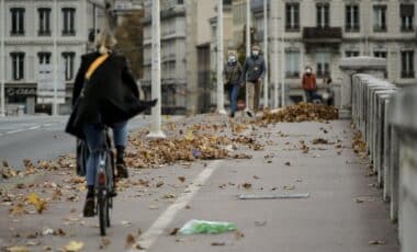 Photo d'un paysage qui fait penser à une météo agitée