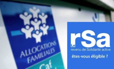 Une devanture de la CAF avec une photo illustrant le RSA